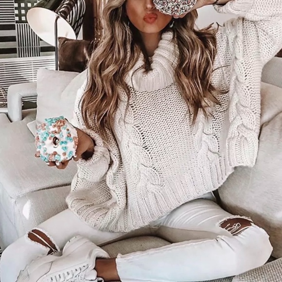 Sweaters - Ivory Turtle Neck Sweater